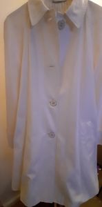 White swing trench coat